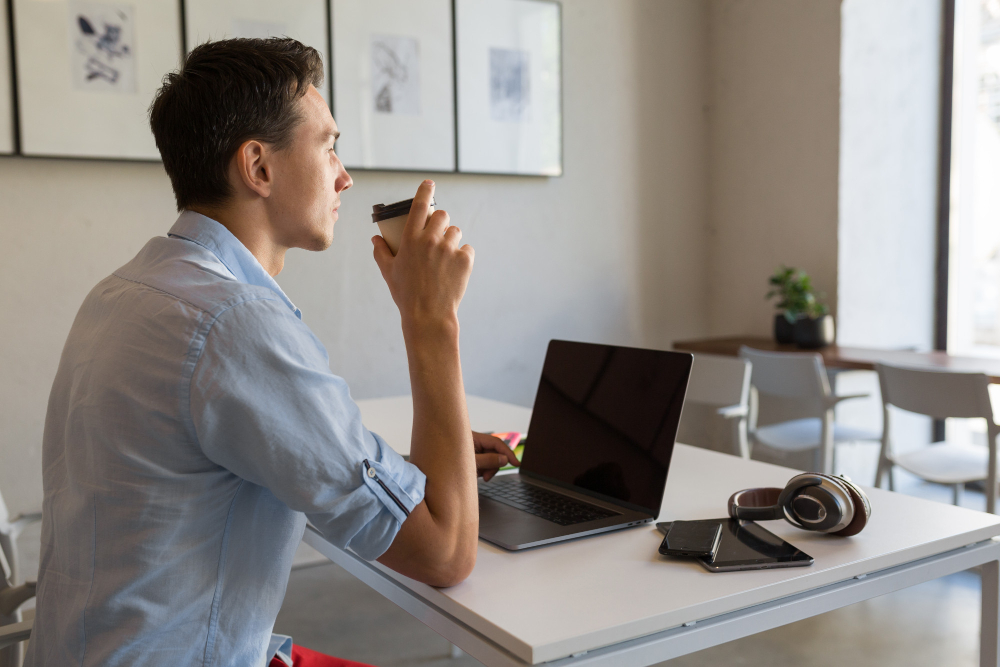 How to Start Your Career Remote with Confidence